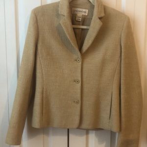 Trendy buttery tan blazer by Jones of New York.
